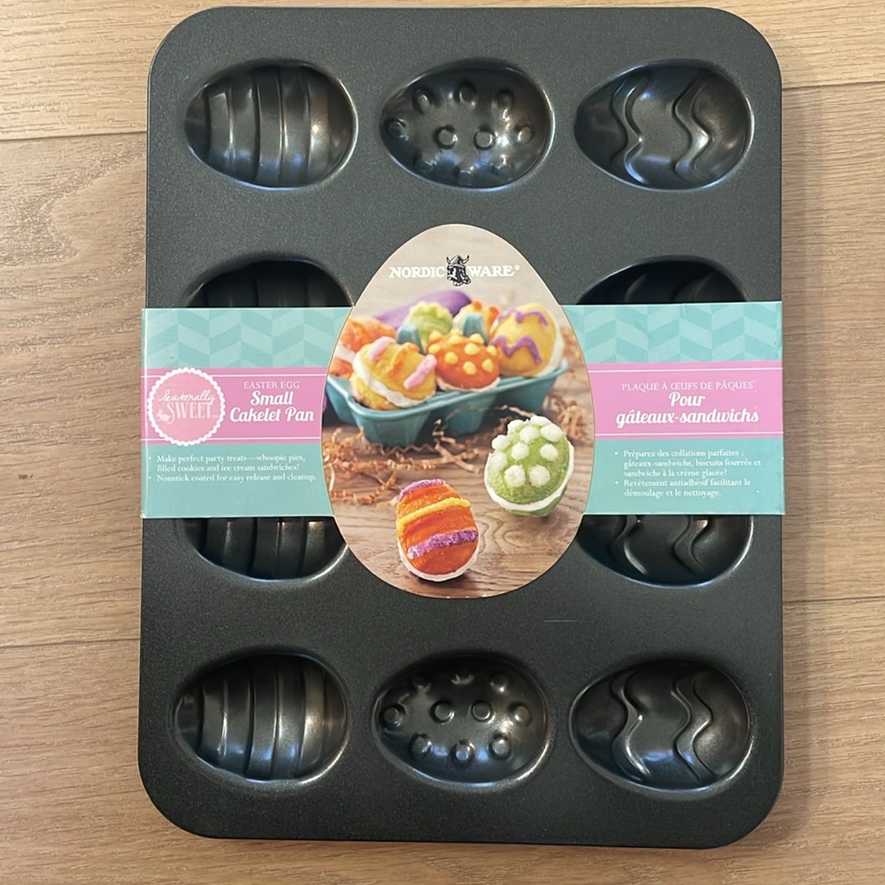 Easter egg baking pans- set of 3 - Picture 2 of 5